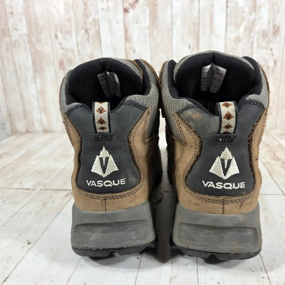 Vasque 7466 Breeze GTX Hiking Boots Mens 9W Brown Leather GORE-TEX Vibram Sole